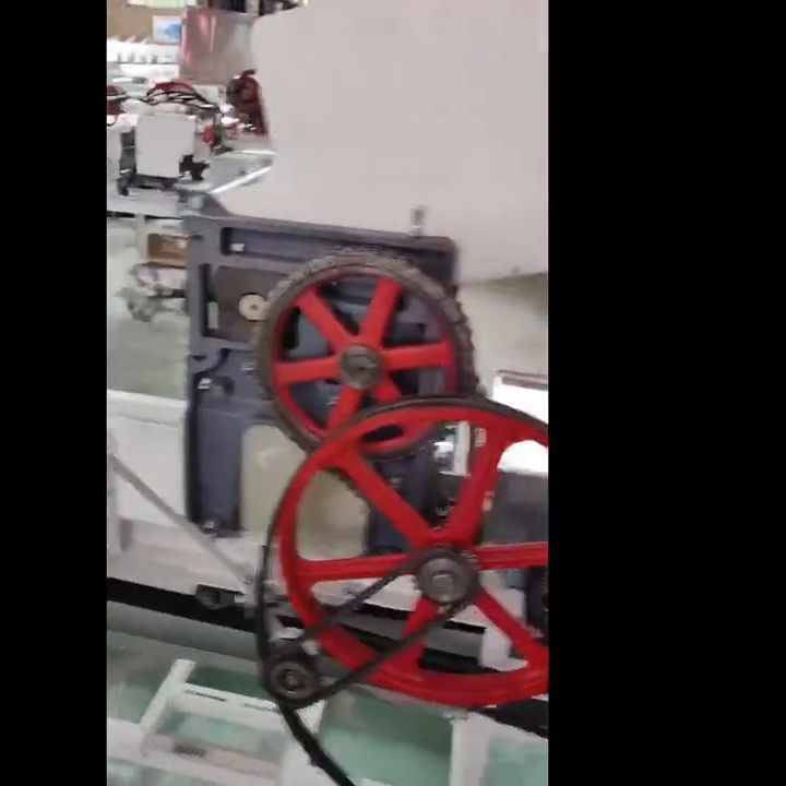 【烽创】双面撒粉压面机，提高面食加工效率和质量