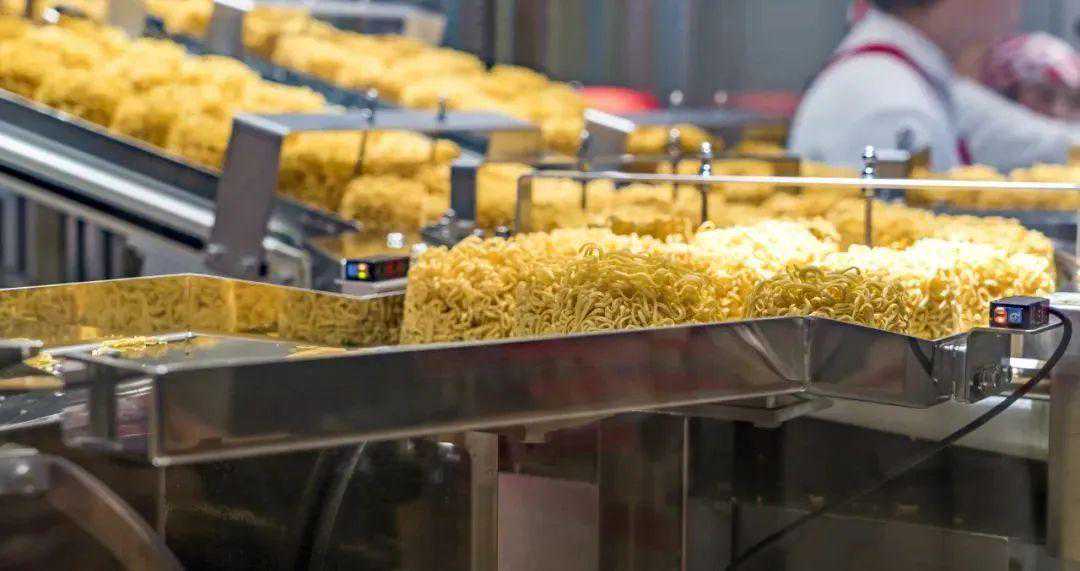 这里，中国1/4的馒头，1/3的方便面、1/2的火腿肠、3/5的汤圆⋯⋯