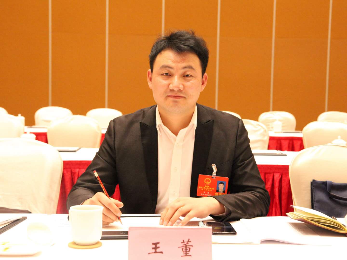 省人大代表王董：为百姓“发声” 为幸福奋斗