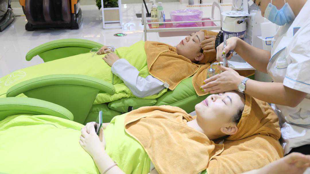 专业化、定制化，体验式护肤为何大受欢迎？